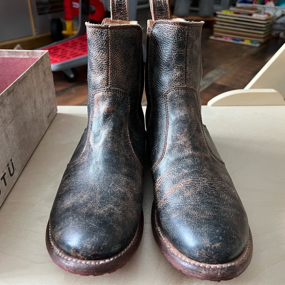 BED|STU Distressed Dark Brown Leather Chelsea Boots with Black Elastic - Picture 5 of 6